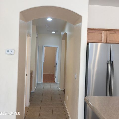 2533 W APOLLO Road, Phoenix, AZ 85041