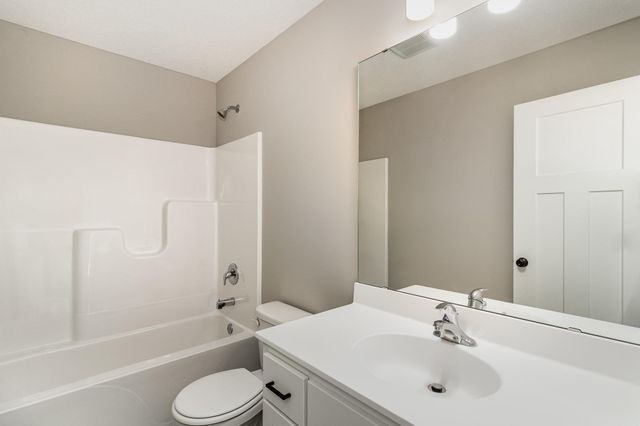 17821 Urbank Street NE, Ham Lake, MN 55304