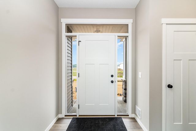 17821 Urbank Street NE, Ham Lake, MN 55304