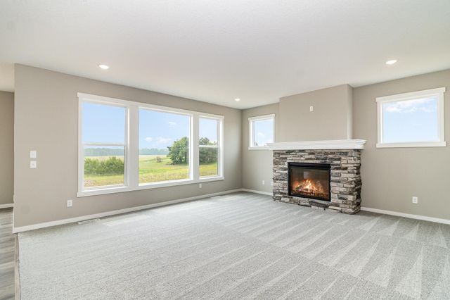 17821 Urbank Street NE, Ham Lake, MN 55304