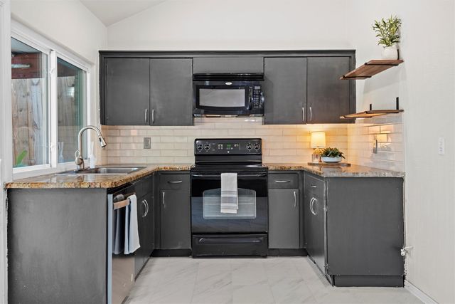 458 Woodmere Drive, Garland, TX 75043