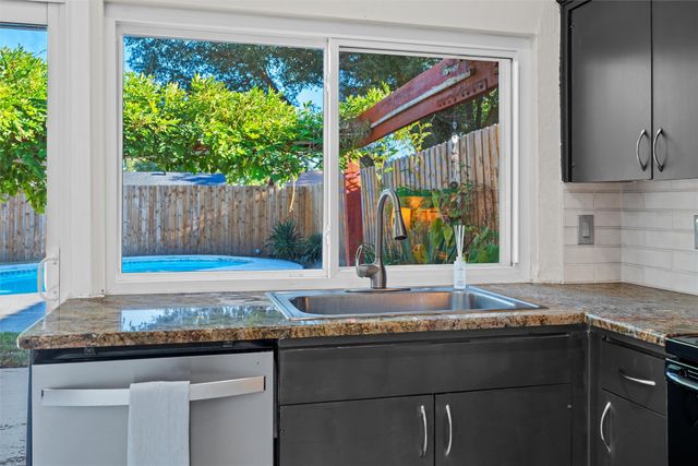 458 Woodmere Drive, Garland, TX 75043