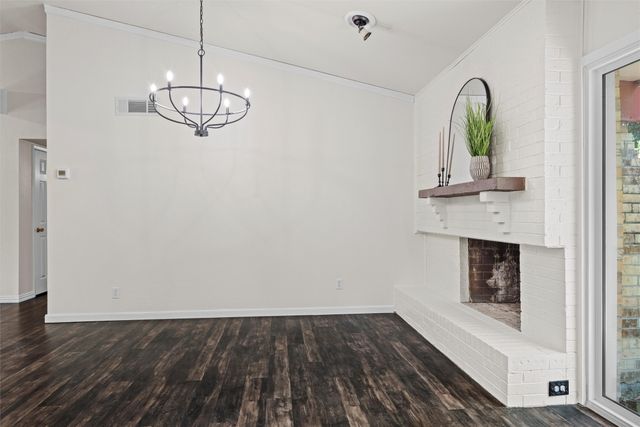 458 Woodmere Drive, Garland, TX 75043