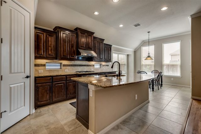 2025 Zander Drive, Frisco, TX 75036