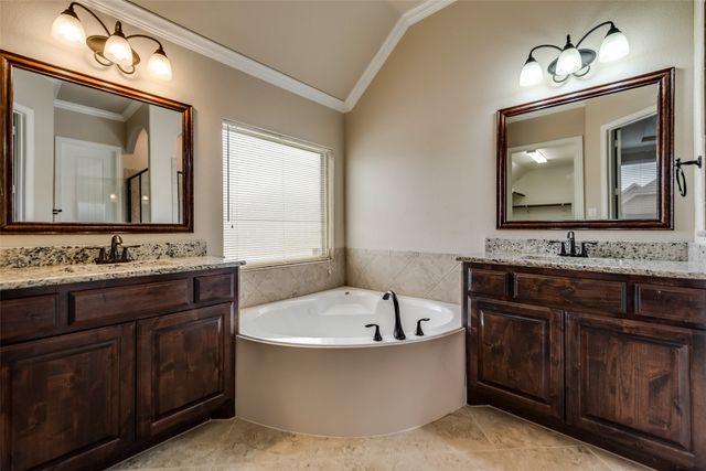 2025 Zander Drive, Frisco, TX 75036