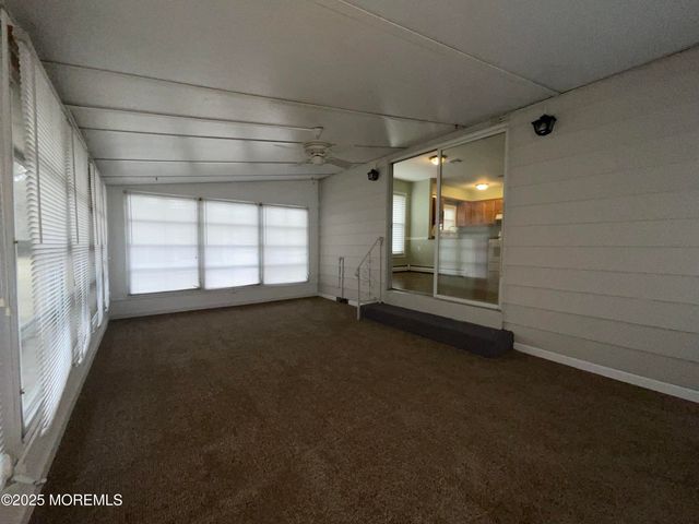 554 Jamaica Boulevard, Toms River, NJ 08757