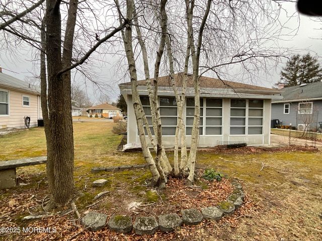 554 Jamaica Boulevard, Toms River, NJ 08757