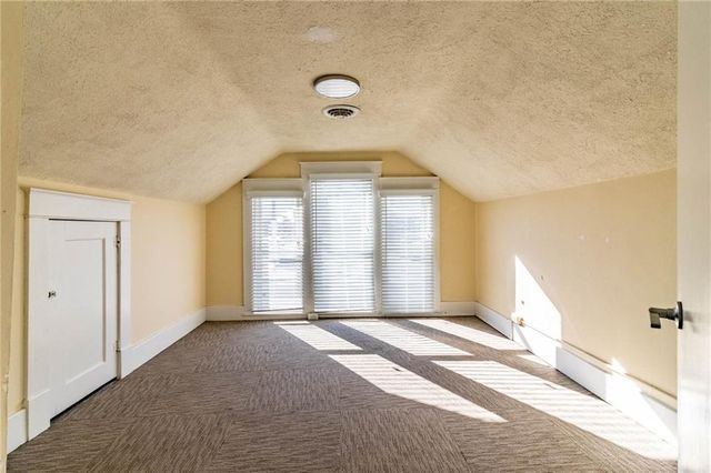 221 Broad Street, Warrensburg, MO 64093