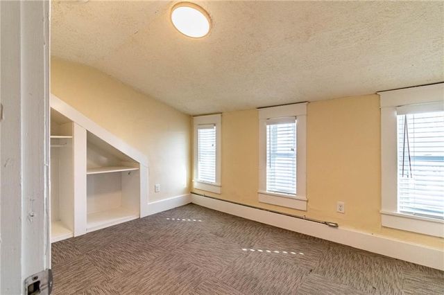 221 Broad Street, Warrensburg, MO 64093