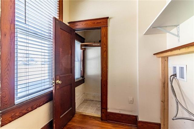 221 Broad Street, Warrensburg, MO 64093