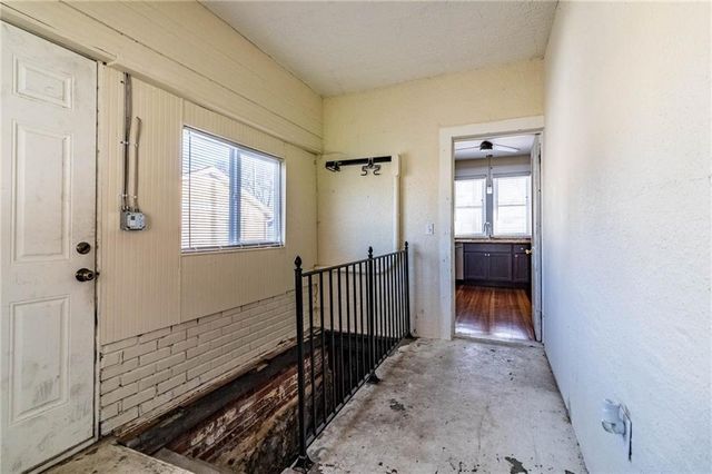 221 Broad Street, Warrensburg, MO 64093