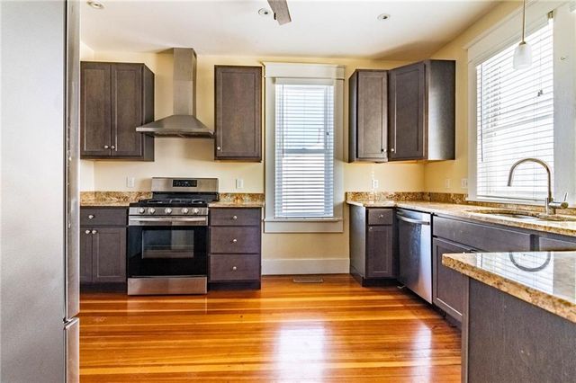 221 Broad Street, Warrensburg, MO 64093