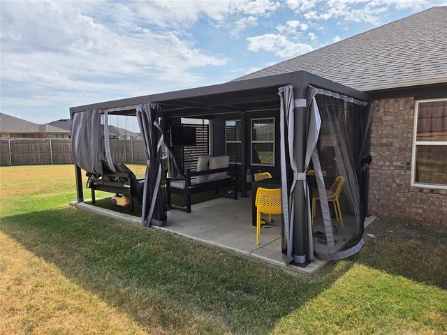 12701 NW 4th Street, Yukon, OK 73099