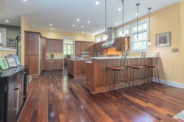 9382 RIVEREDGE DR, Memphis, TN 38018