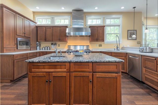 9382 RIVEREDGE DR, Memphis, TN 38018