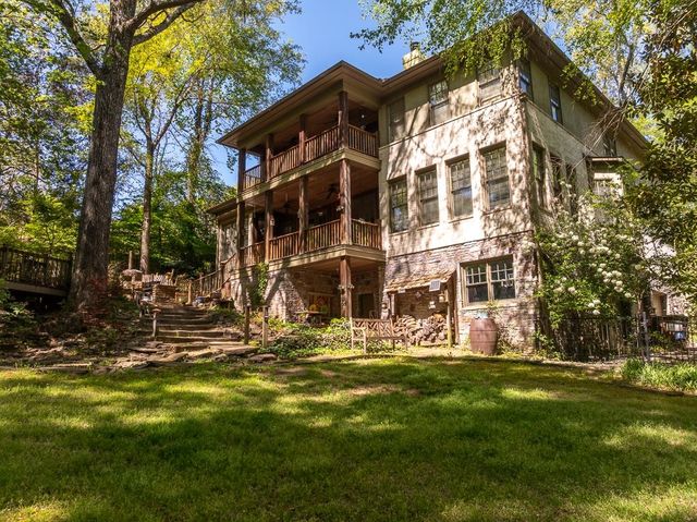 9382 RIVEREDGE DR, Memphis, TN 38018