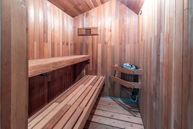 9382 RIVEREDGE DR, Memphis, TN 38018