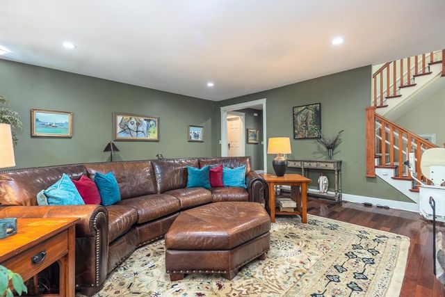 9382 RIVEREDGE DR, Memphis, TN 38018