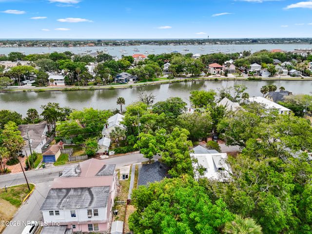 136 WASHINGTON Street, St. Augustine, FL 32084