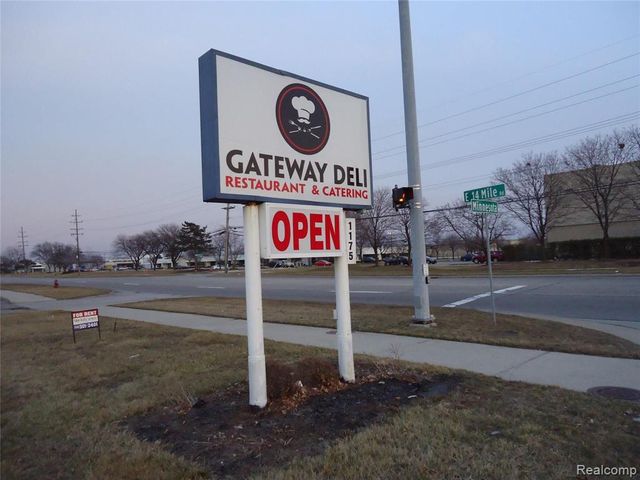 1175 E 14 Mile Road, Troy, MI 48083