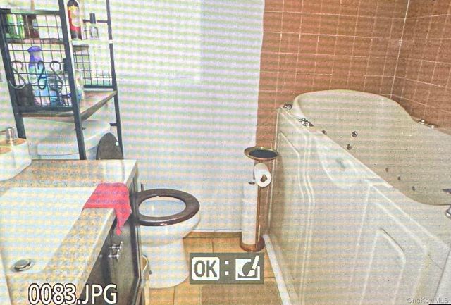 23 Hemlock Street, Wyandanch, NY 11798