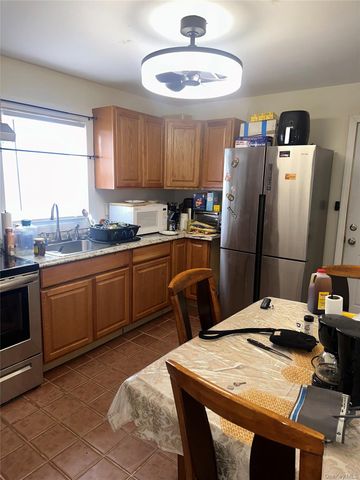 23 Hemlock Street, Wyandanch, NY 11798