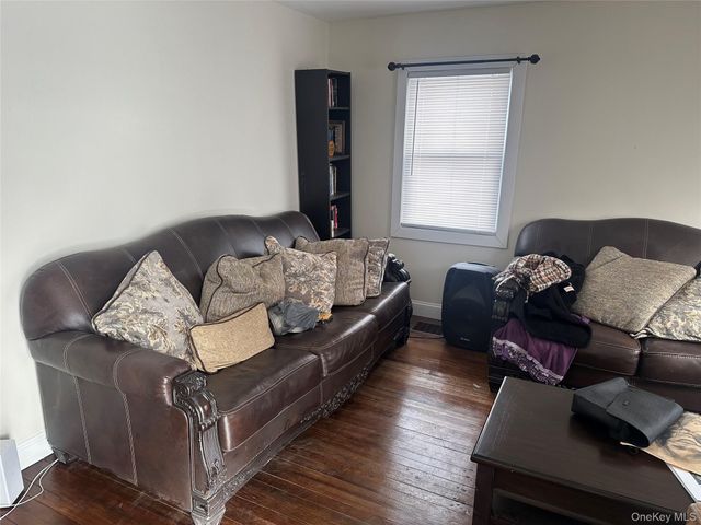 23 Hemlock Street, Wyandanch, NY 11798