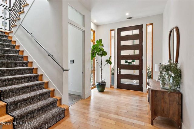 2446 SEMINOLE Road, Atlantic Beach, FL 32233