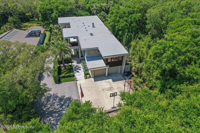 2446 SEMINOLE Road, Atlantic Beach, FL 32233