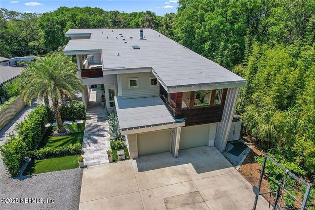 2446 SEMINOLE Road, Atlantic Beach, FL 32233