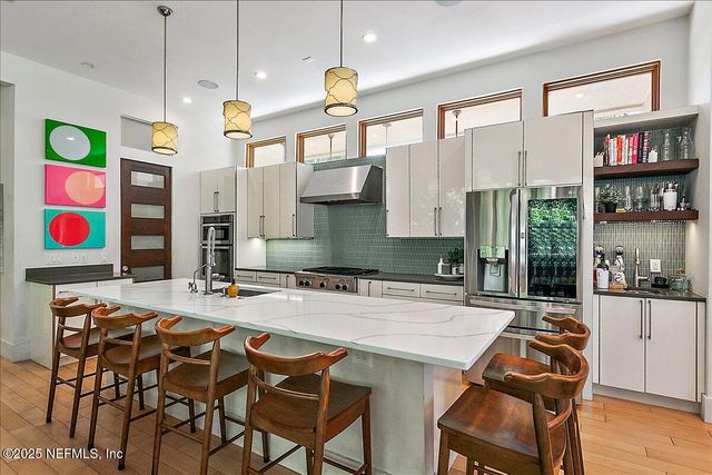 2446 SEMINOLE Road, Atlantic Beach, FL 32233