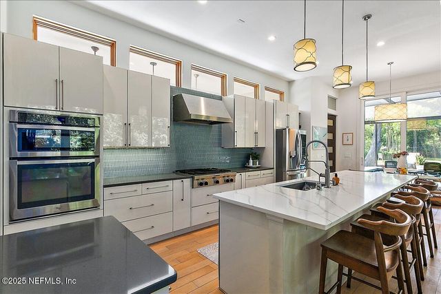 2446 SEMINOLE Road, Atlantic Beach, FL 32233