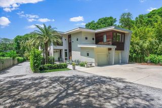 2446 SEMINOLE Road, Atlantic Beach, FL 32233