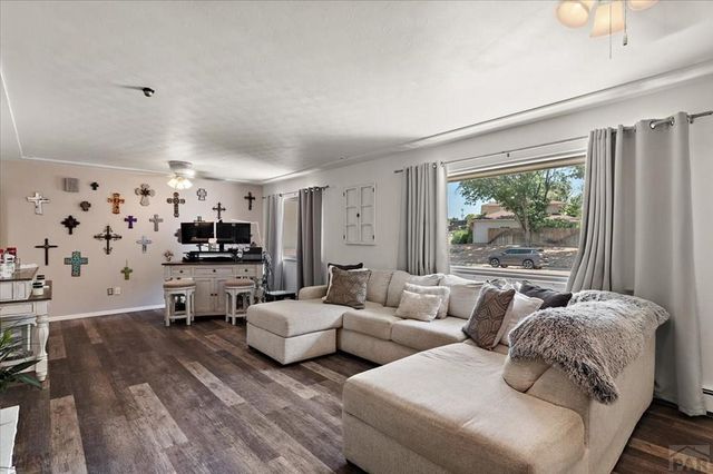 67 MacArthur Rd, Pueblo, CO 81001