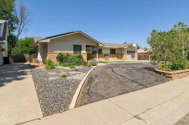 67 MacArthur Rd, Pueblo, CO 81001