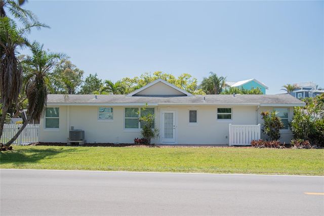 117 79TH STREET, Holmes Beach, FL 34217