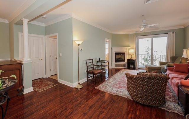 160 Daniel Webster Hwy Apt 201, Nashua, NH 03060