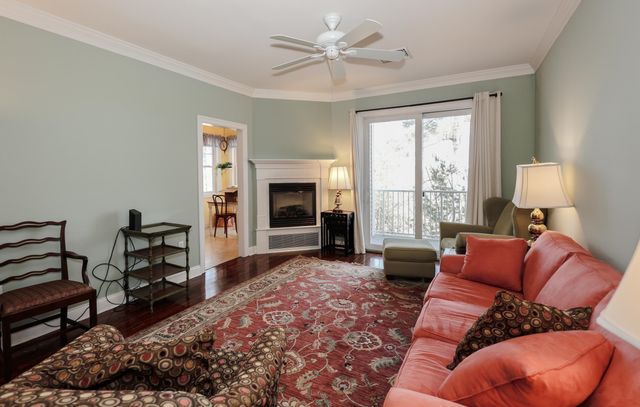 160 Daniel Webster Hwy Apt 201, Nashua, NH 03060