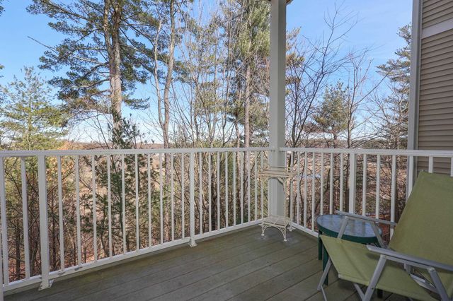 160 Daniel Webster Hwy Apt 201, Nashua, NH 03060