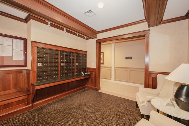 160 Daniel Webster Hwy Apt 201, Nashua, NH 03060