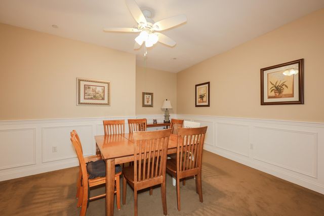 160 Daniel Webster Hwy Apt 201, Nashua, NH 03060