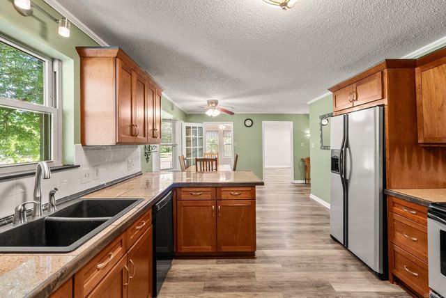 8421 Crystal Valley Cove, Little Rock, AR 72210