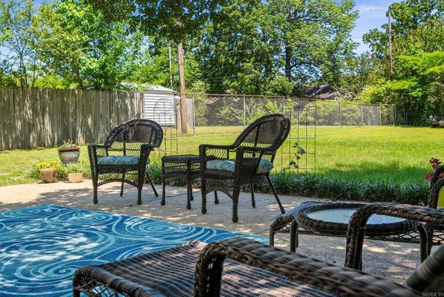 8421 Crystal Valley Cove, Little Rock, AR 72210