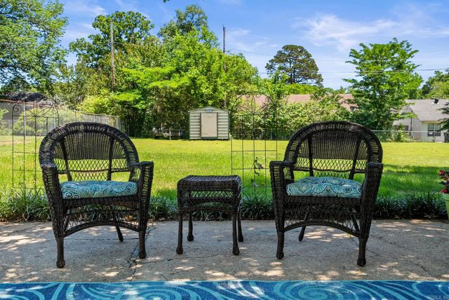 8421 Crystal Valley Cove, Little Rock, AR 72210