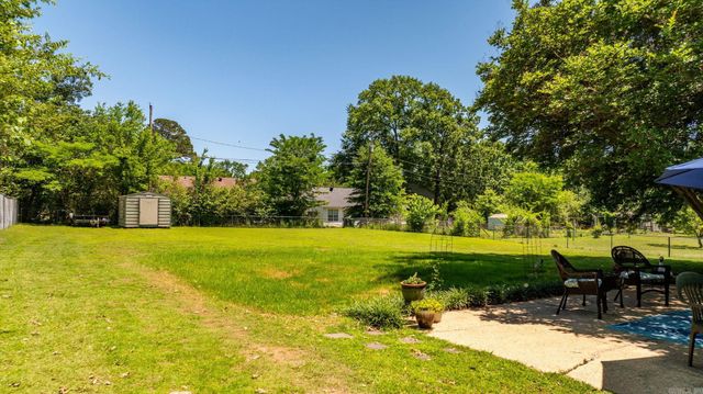 8421 Crystal Valley Cove, Little Rock, AR 72210