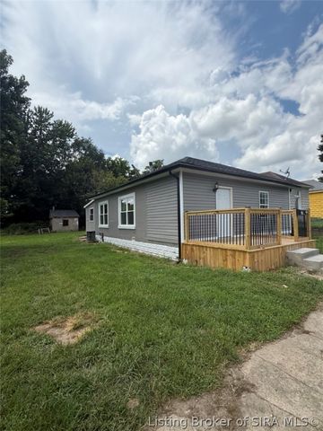 27 Chambers Street, New Albany, IN 47150