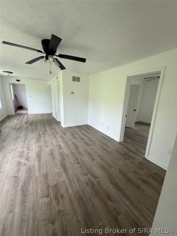27 Chambers Street, New Albany, IN 47150