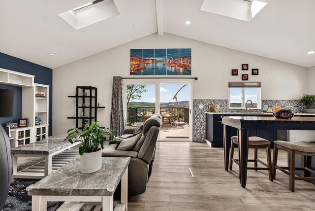 13801 Jake Road, Valley Center, CA 92082