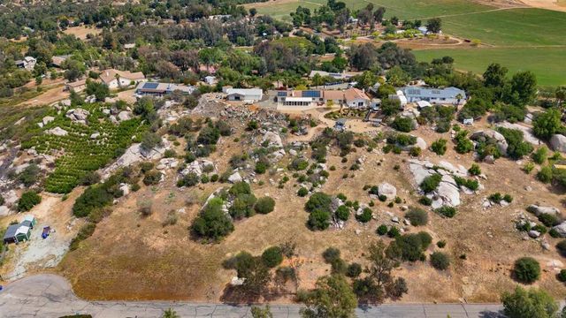 13801 Jake Road, Valley Center, CA 92082