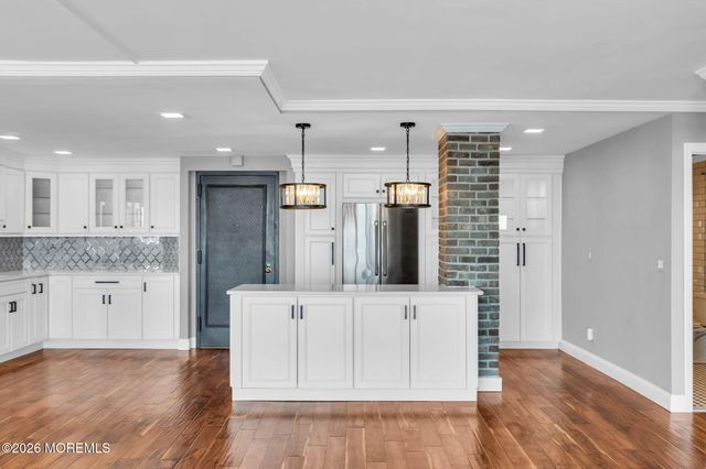 55 Ocean Avenue 9G, Monmouth Beach, NJ 07750